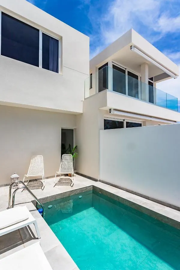 Villa Ada Puerto del Carmen  0*, Puerto del Carmen (Lanzarote)